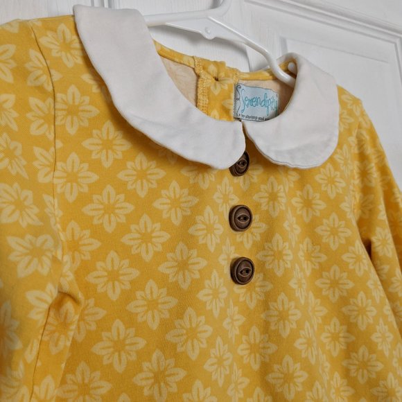 Shrimp and Grits Serendipity Cosic Medallion Shirt Size 4T - Picture 3 of 6